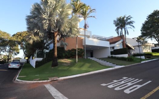 Casa á venda no Condomínio Portal de Sevilha em Maringá